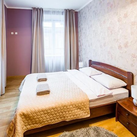 Romari Лесі Українки Leilighet Lviv Eksteriør bilde