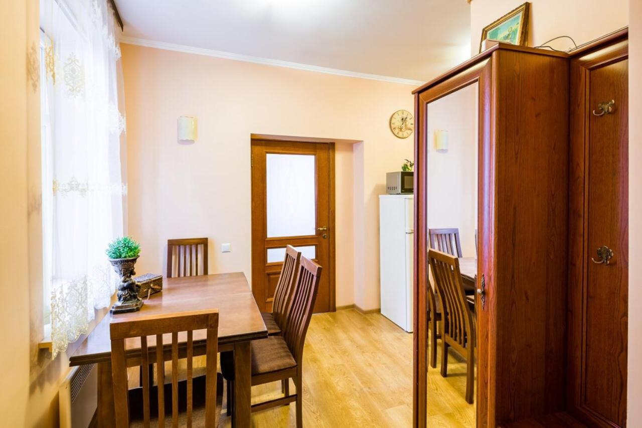 Romari Лесі Українки Leilighet Lviv Eksteriør bilde