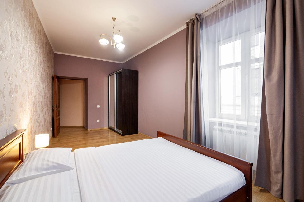 Romari Лесі Українки Leilighet Lviv Eksteriør bilde