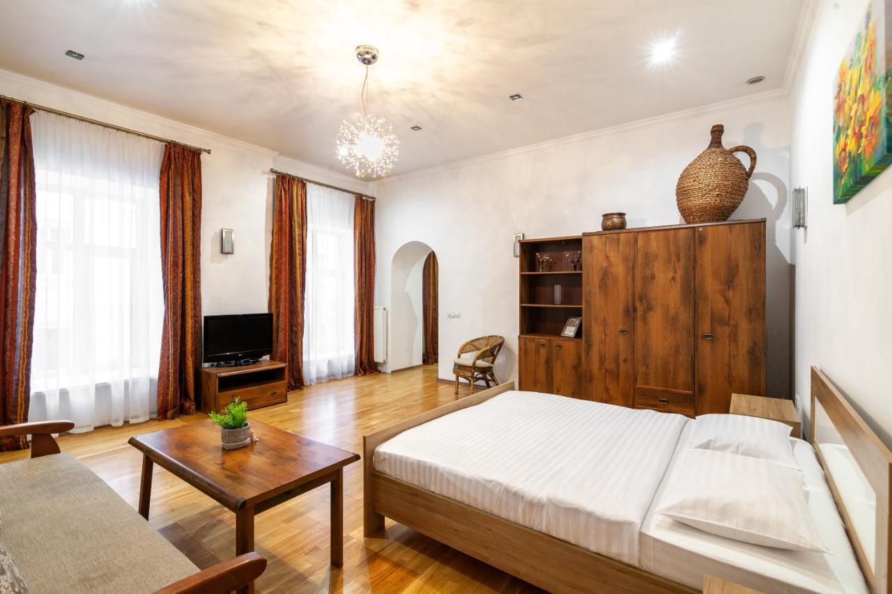 Romari Лесі Українки Leilighet Lviv Eksteriør bilde